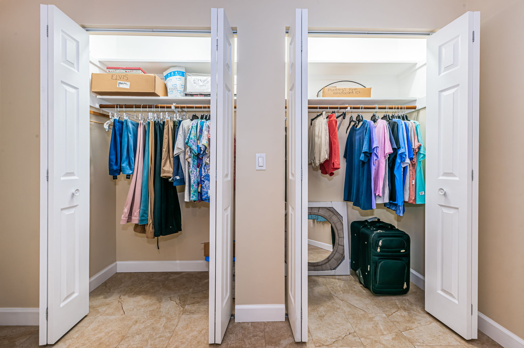 Bedroom1 Closet