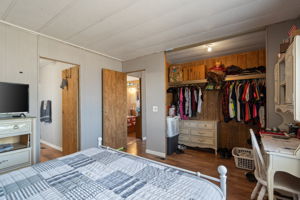  Photo 43