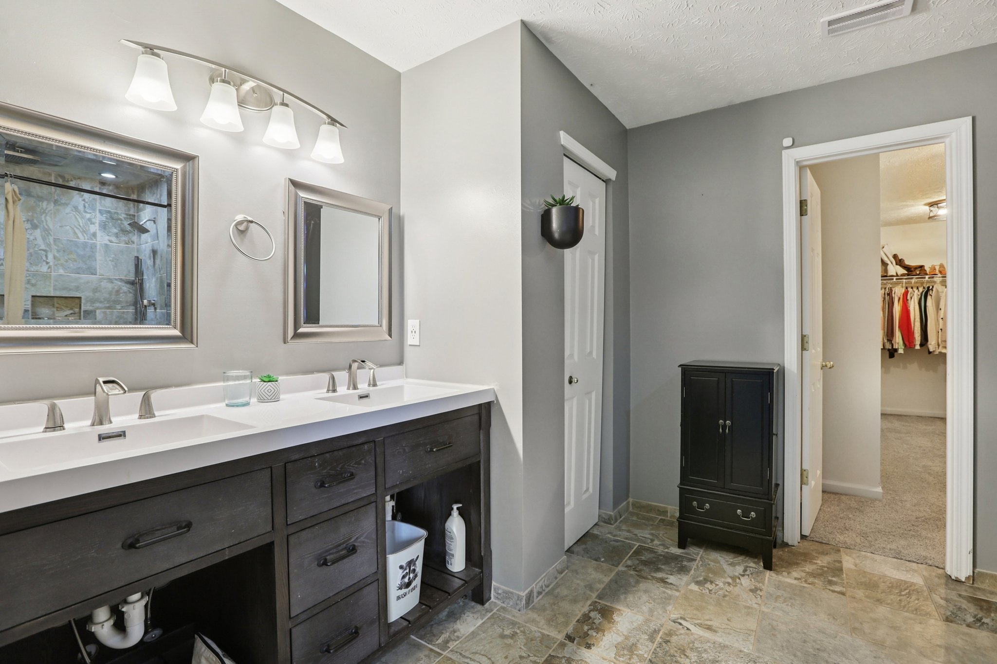 Pennekamp Dr-S0503-028.jpg