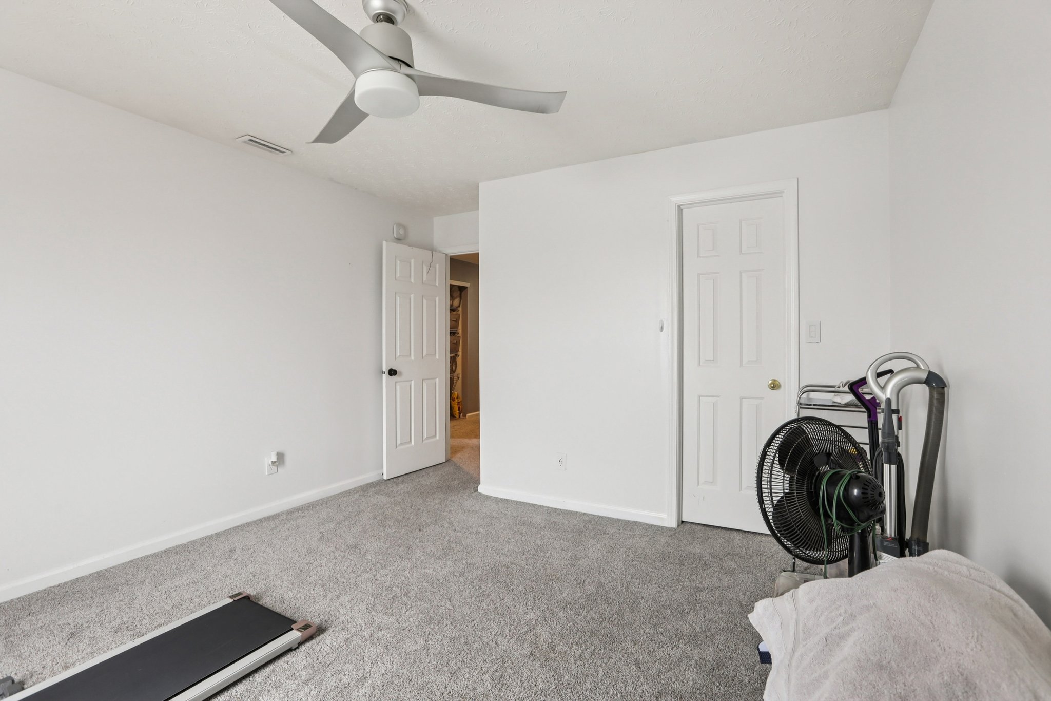 Pennekamp Dr-S0503-040.jpg