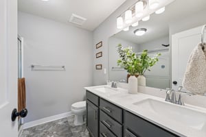 Royalton Rd-1106-038.jpg
