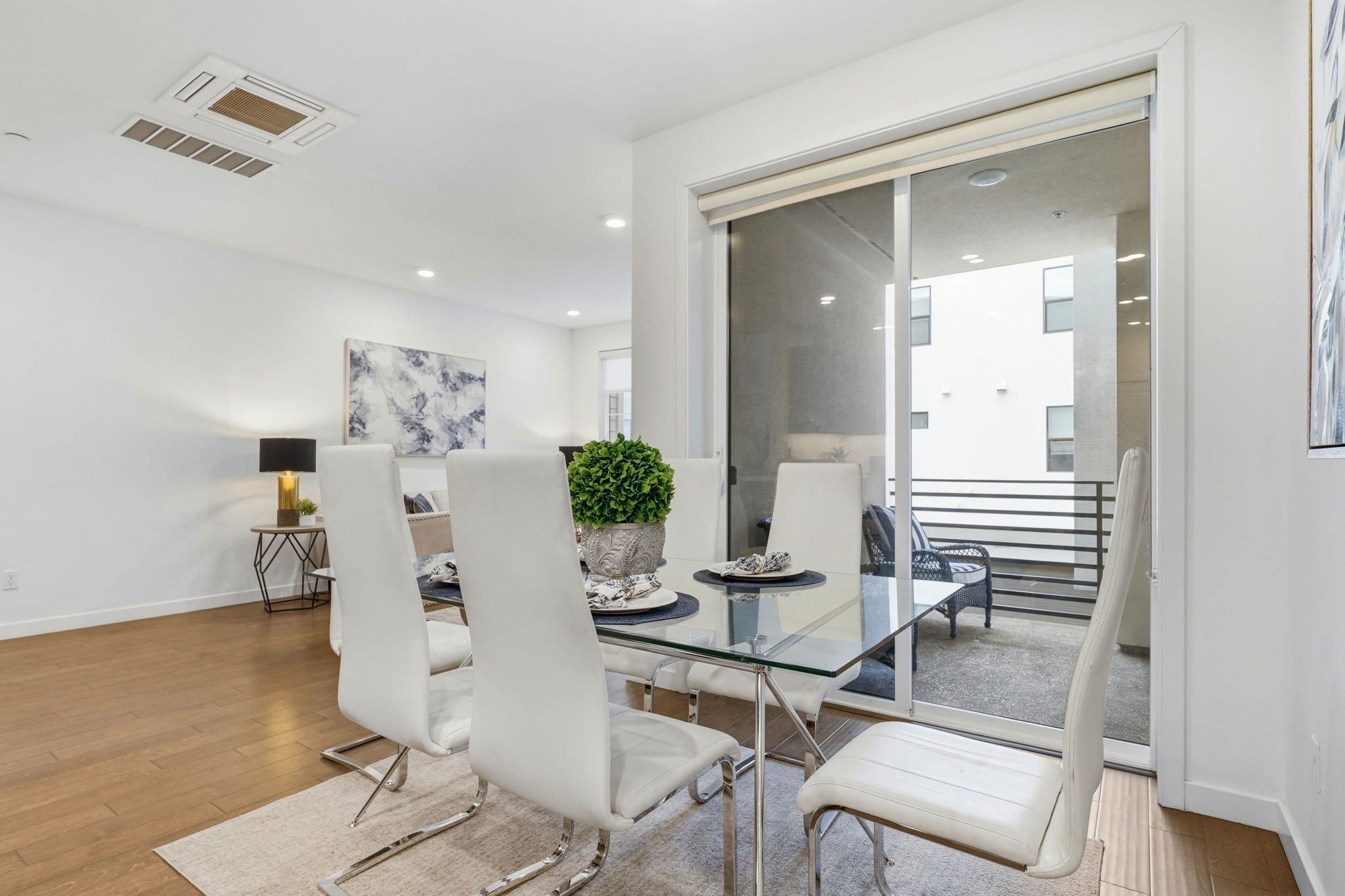 018_f8_5862 Cadence Ave