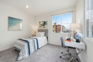 033_f8_5862 Cadence Ave