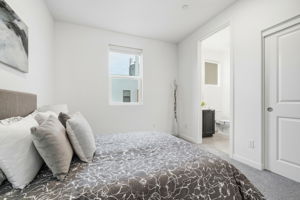 038_f8_5862 Cadence Ave