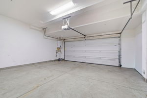 048_f8_5862 Cadence Ave