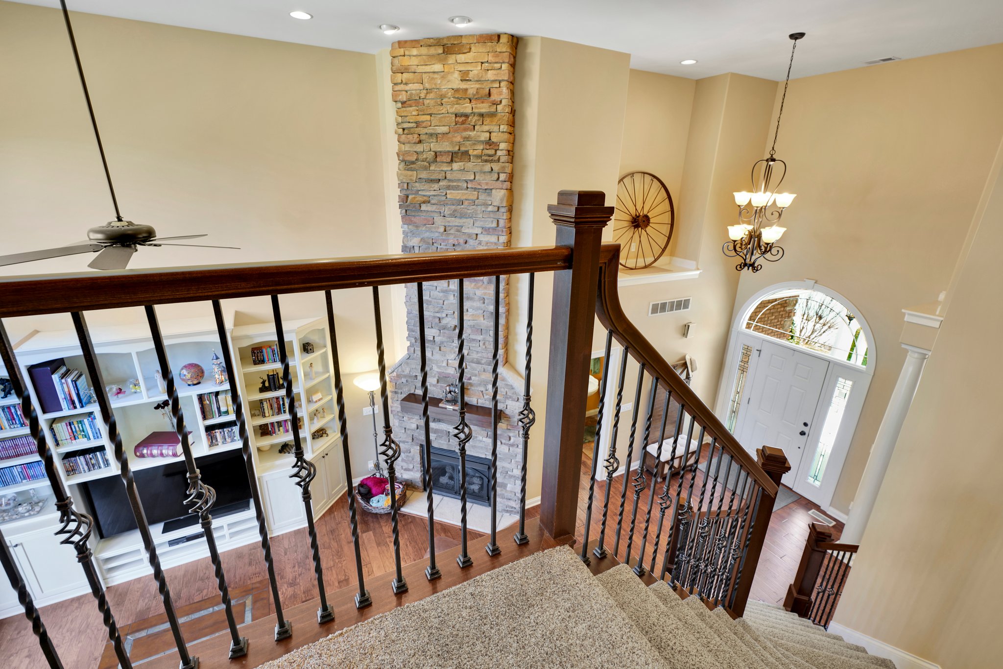 18’ Vaulted Ceiling