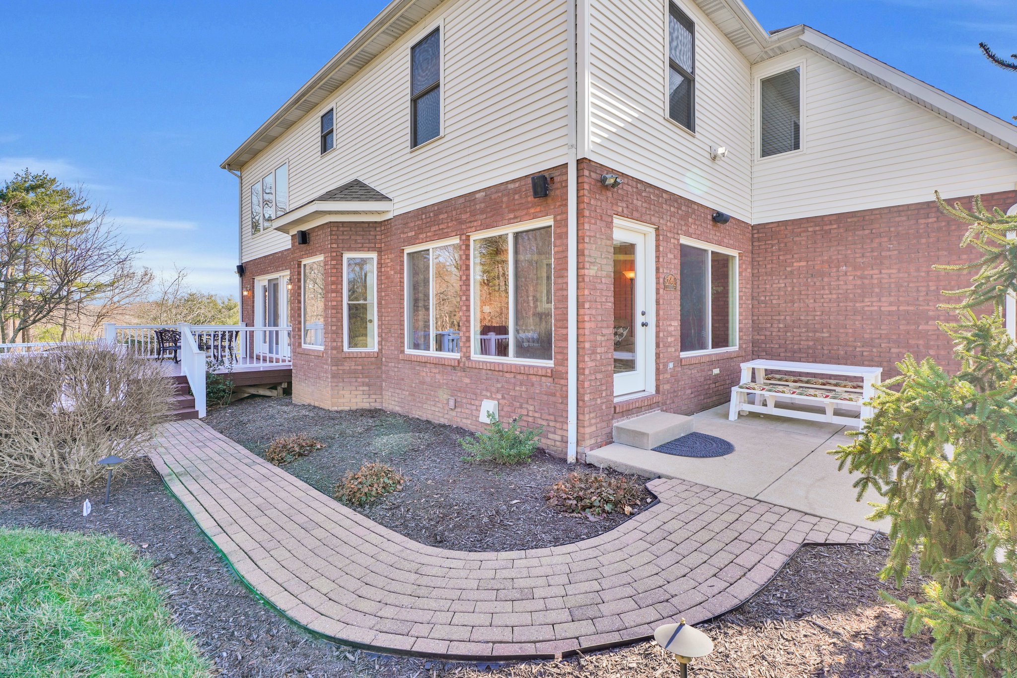 Sunroom Patio Connects to Back Deck