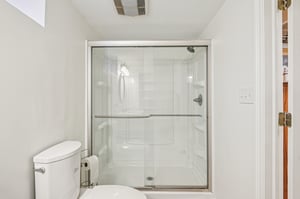 Kingsley Dr-S1112-015.jpg