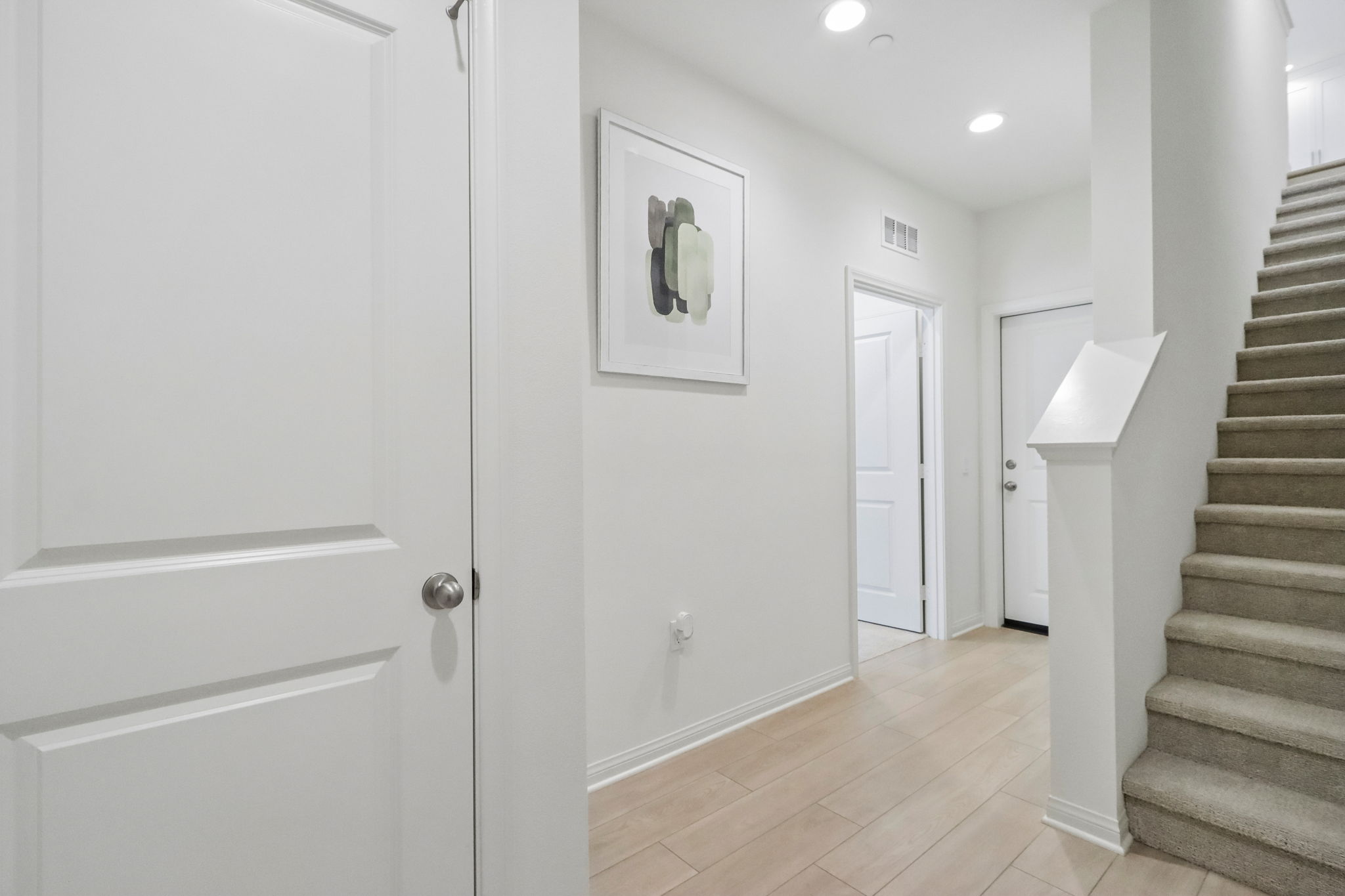 5868 Linden Ave 6-S2404-008