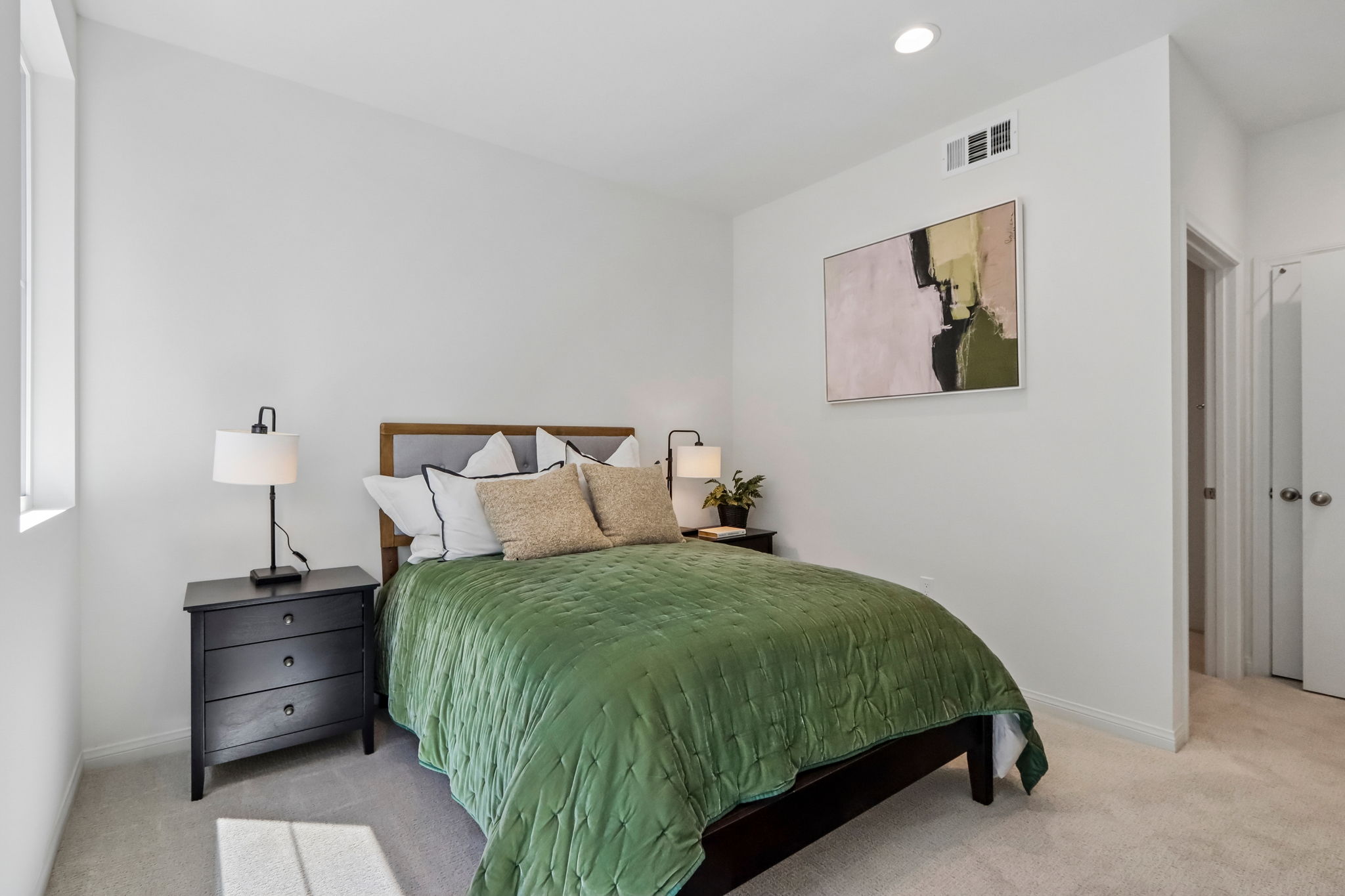5868 Linden Ave 6-S2404-019