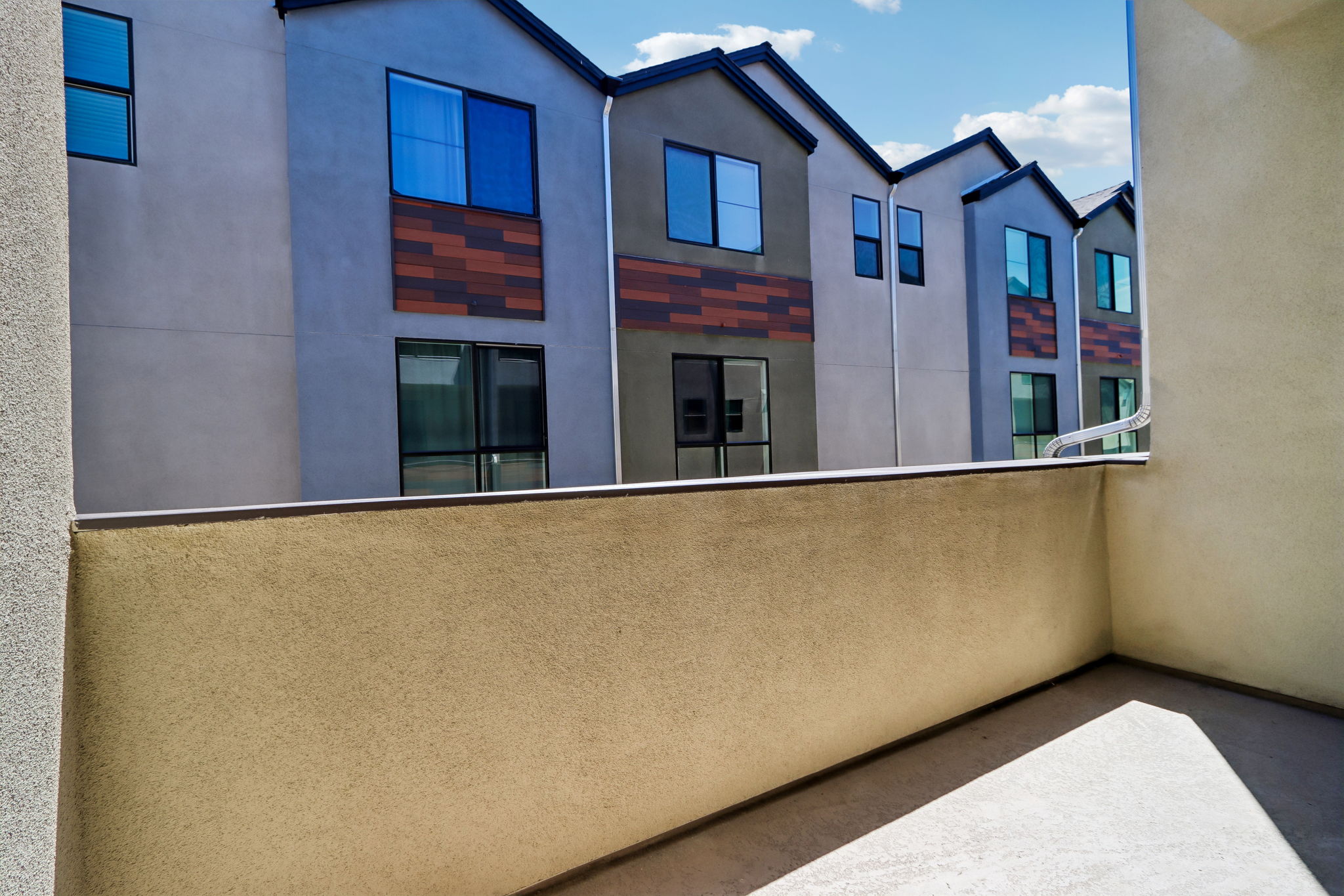 5868 Linden Ave 6-S2404-032