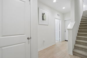 5868 Linden Ave 6-S2404-008