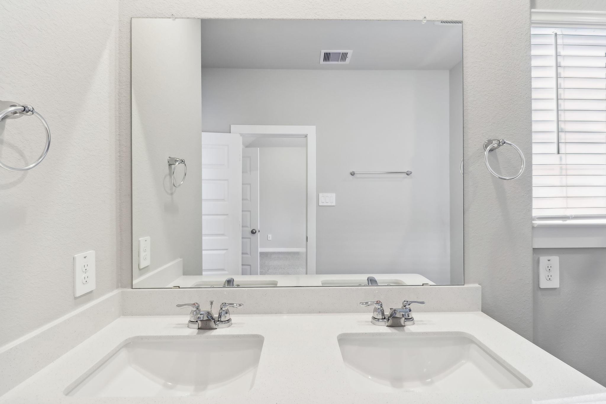 Houston - Kemah Crossing - 587 Avisa Dr, Kemah, TX 77565 - 017