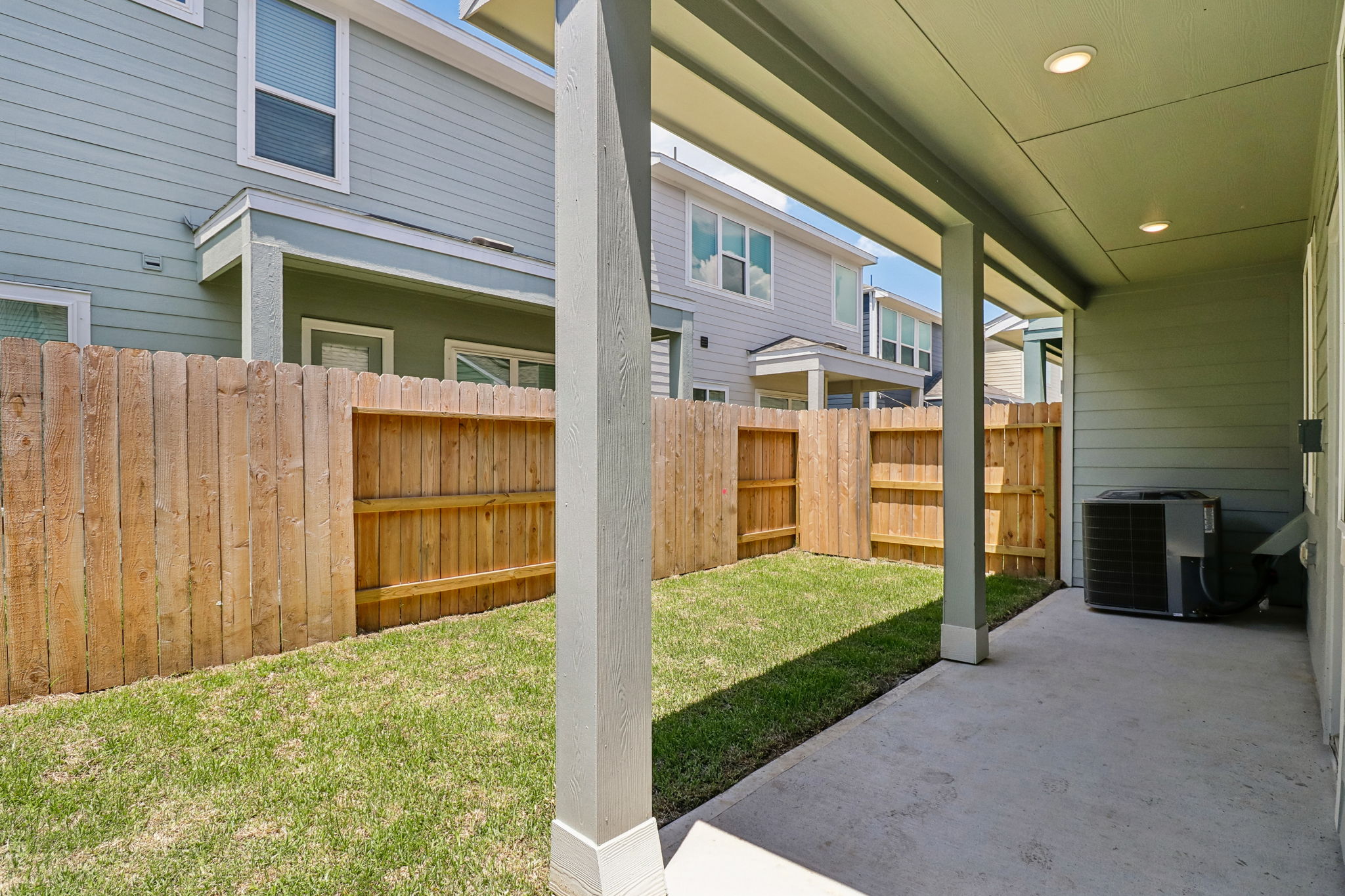 Houston - Kemah Crossing - 587 Avisa Dr, Kemah, TX 77565 - 028