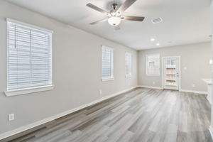 Houston - Kemah Crossing - 587 Avisa Dr, Kemah, TX 77565 - 006
