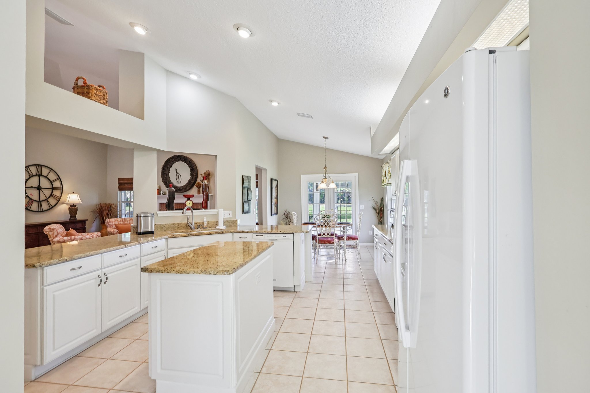 Juniper Way-S1104-014.jpg