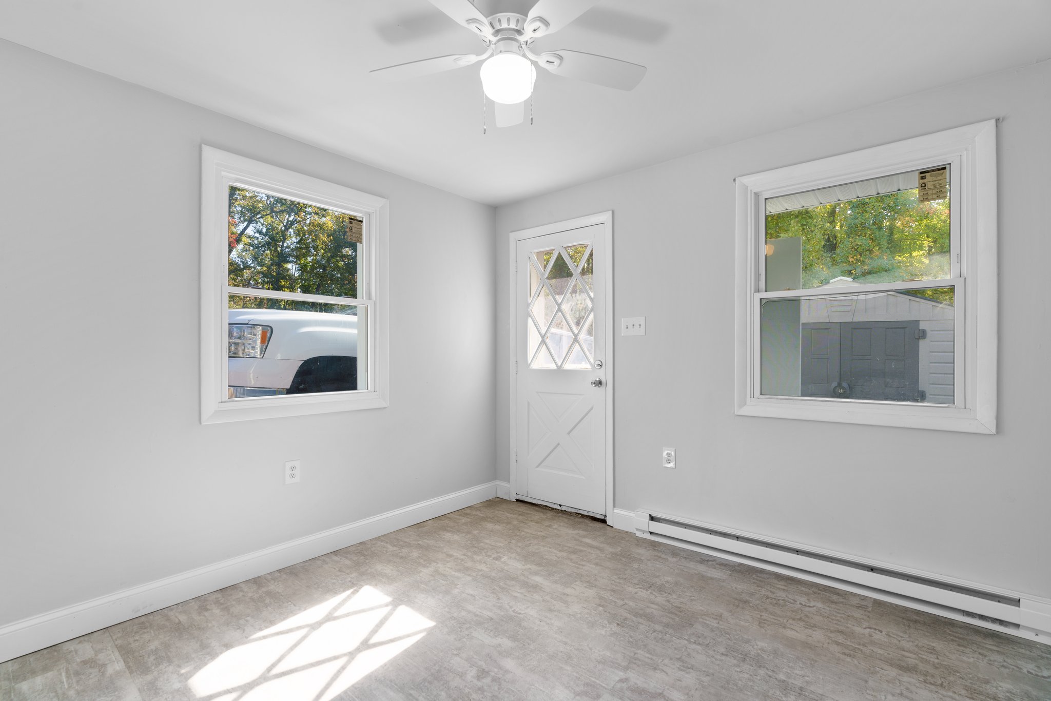 39. Lower bedroom.jpg