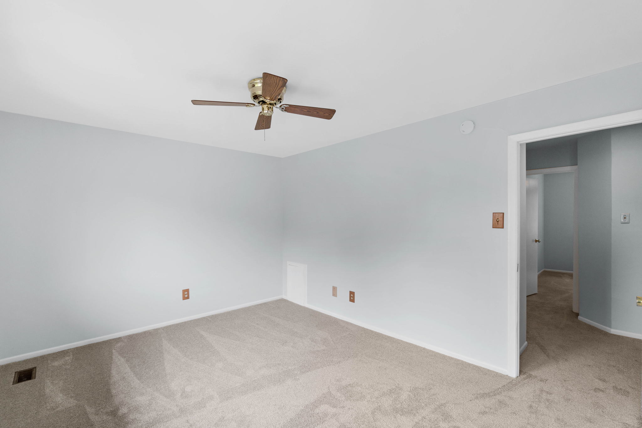 upper bedroom-20