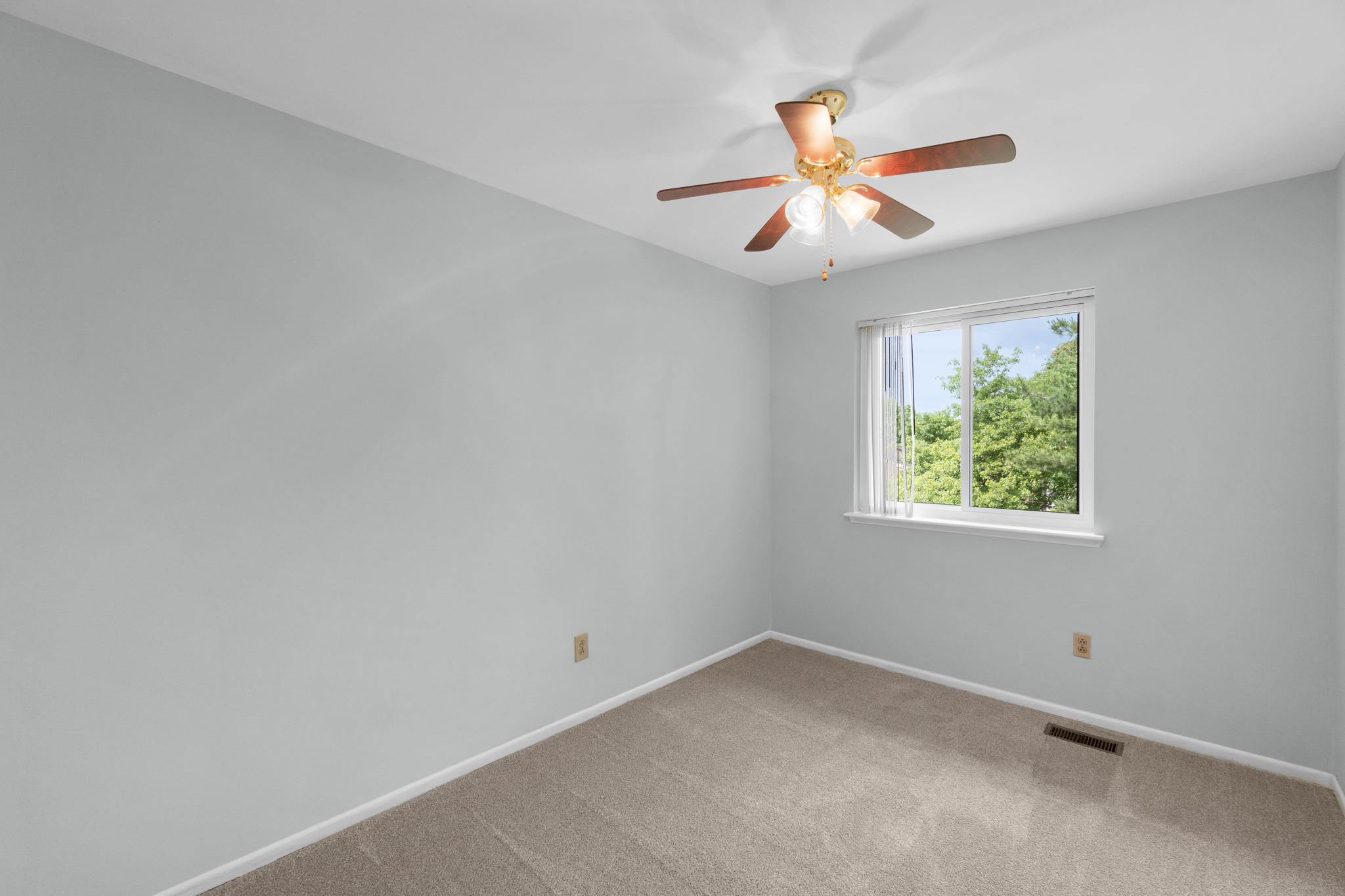 upper bedroom-22