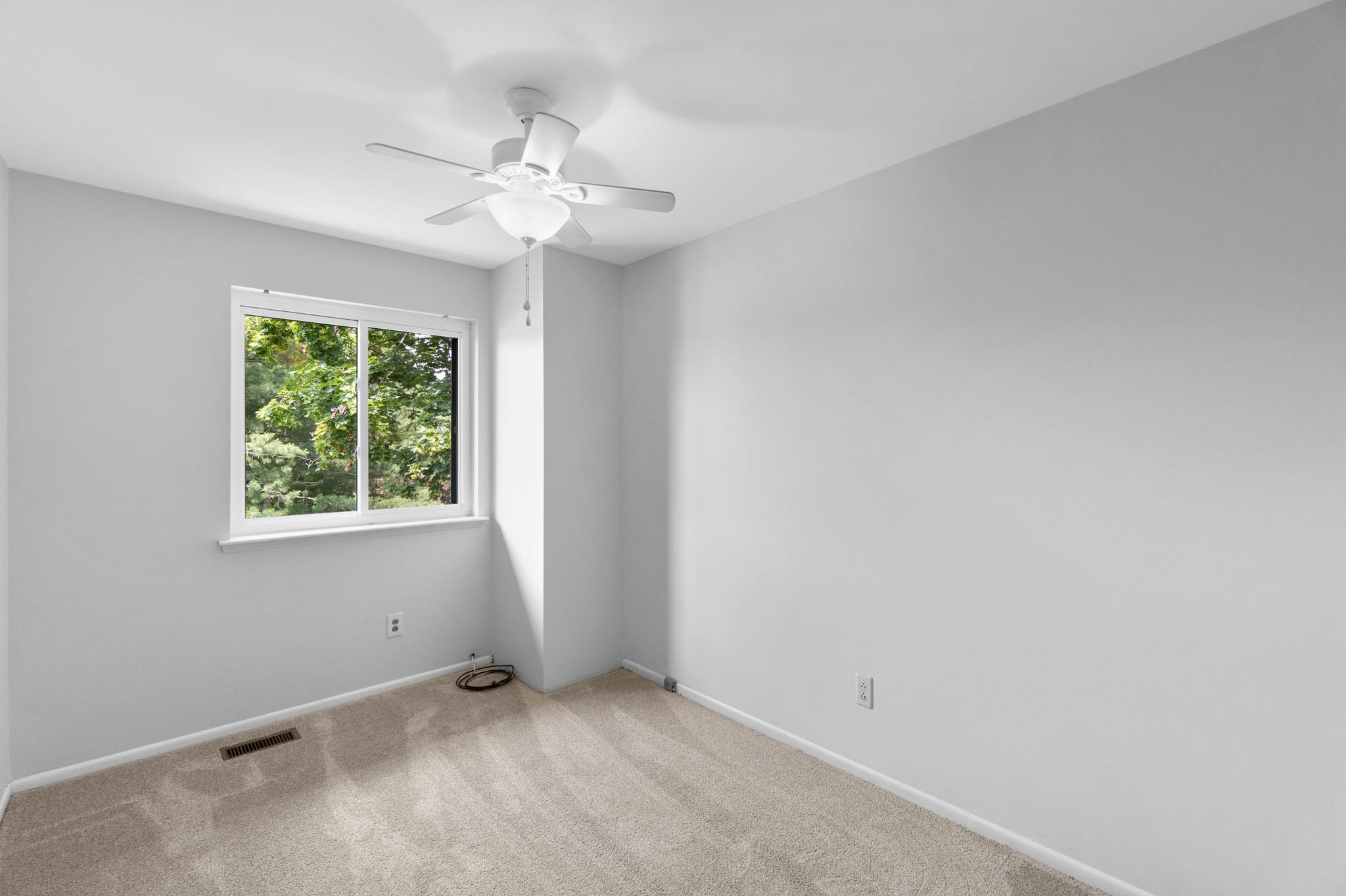 upper bedroom-24