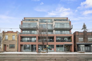 588 Annette St, Toronto ON