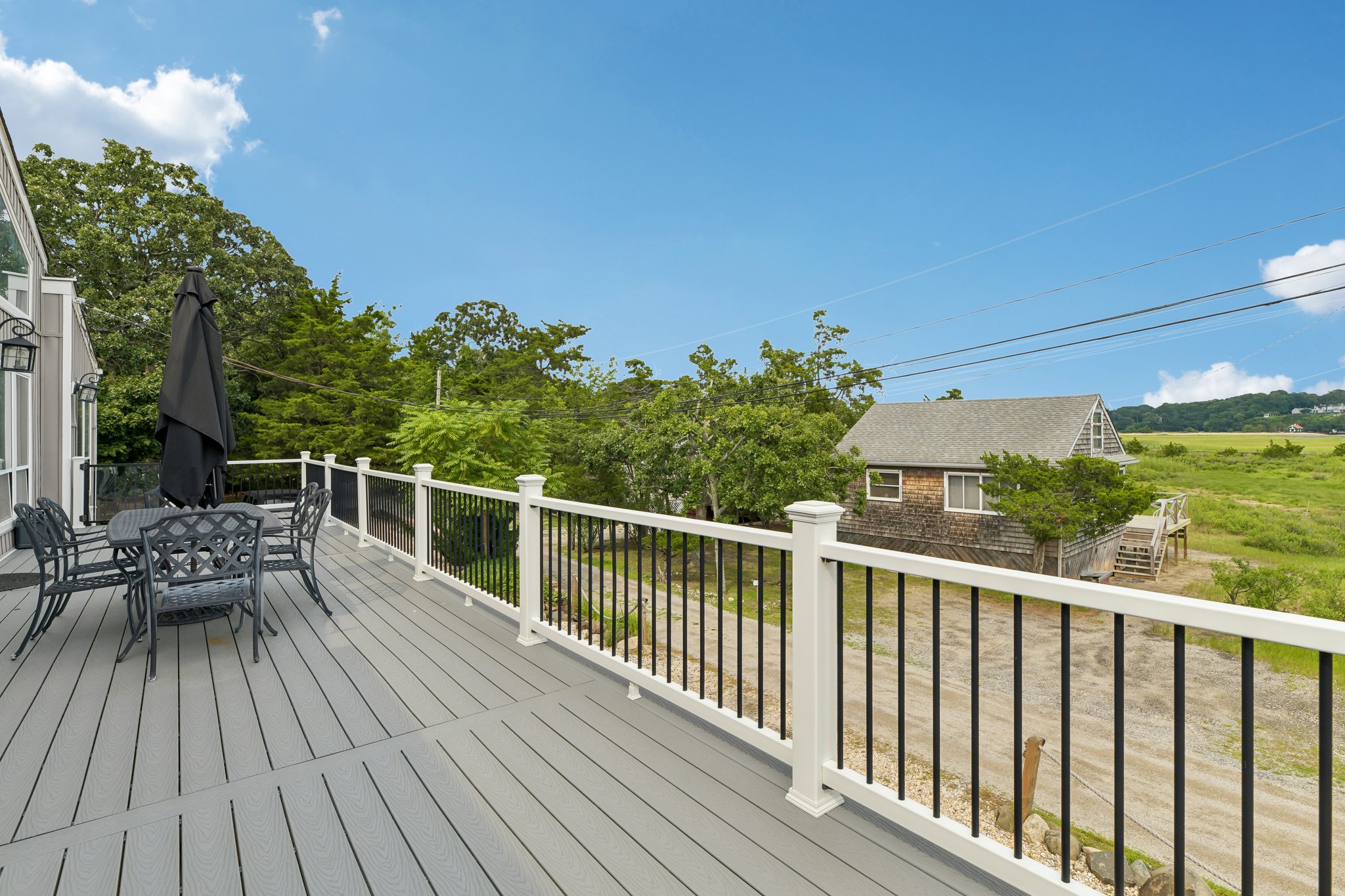 Long Beach Rd-S1208-006.jpg