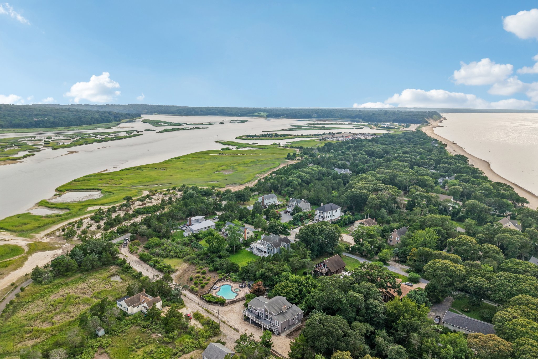 Long Beach Rd-S1208-067.jpg