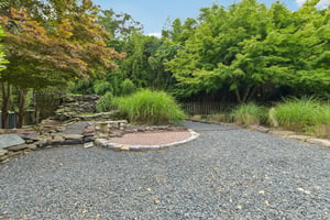 Long Beach Rd-S1208-047.jpg