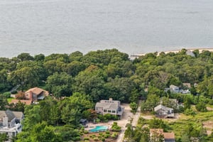 Long Beach Rd-S1208-057.jpg