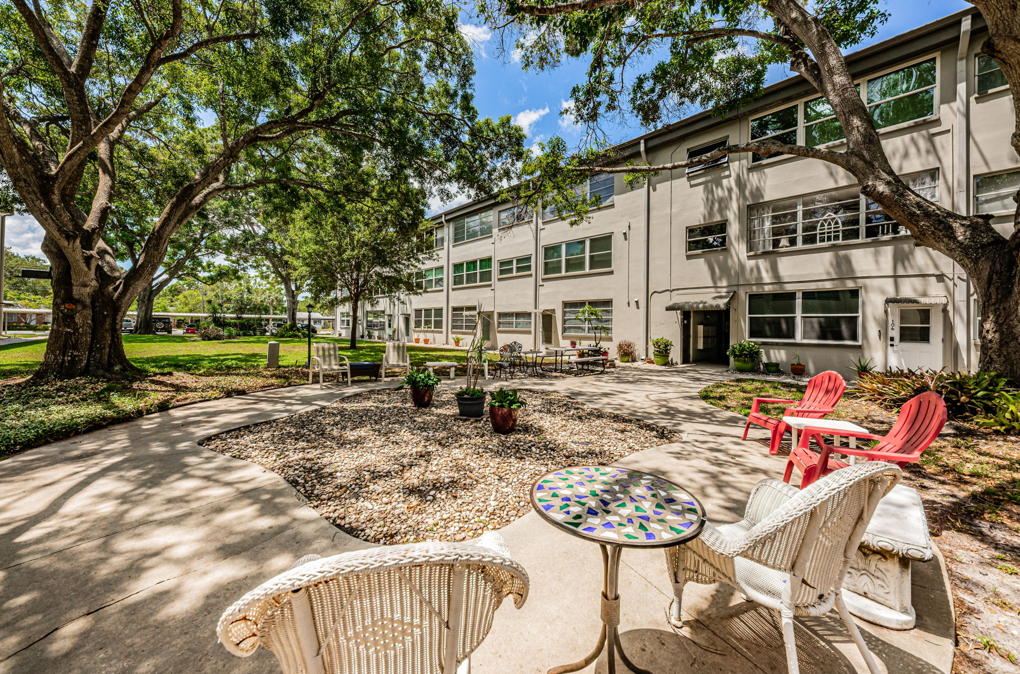 Courtyard4