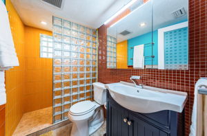 Primary Bathroom 1a