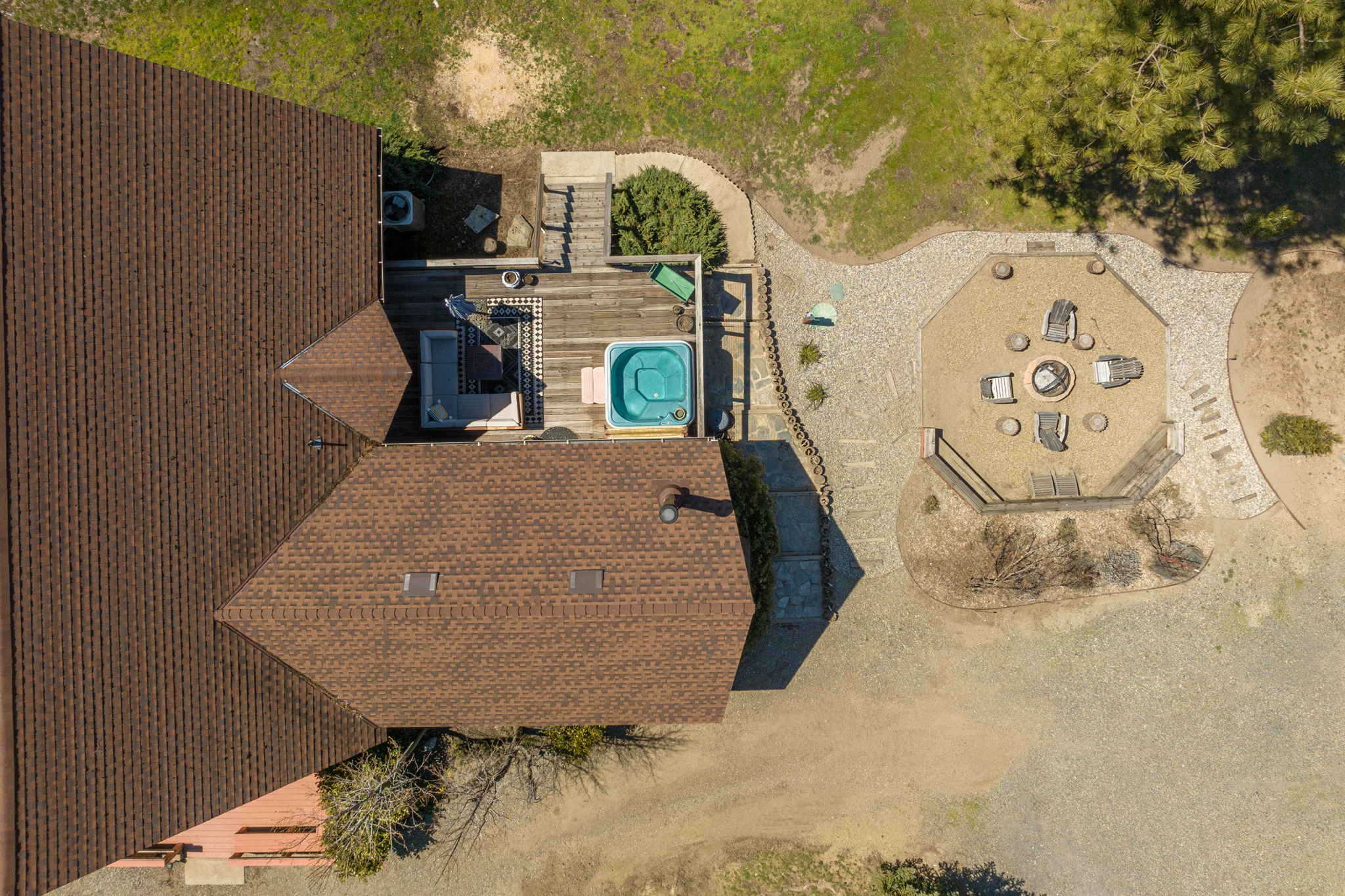 5881 Pine Top Dr, Mariposa, CA 95338 Venture Home Media