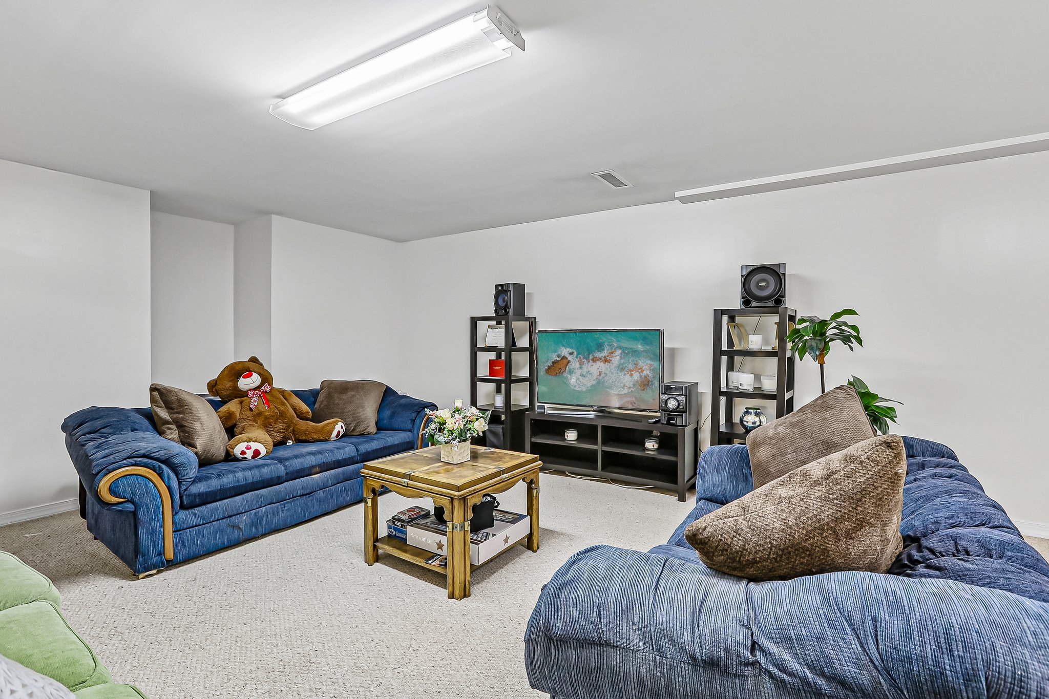 Skyward Ln-S0105-052.jpg