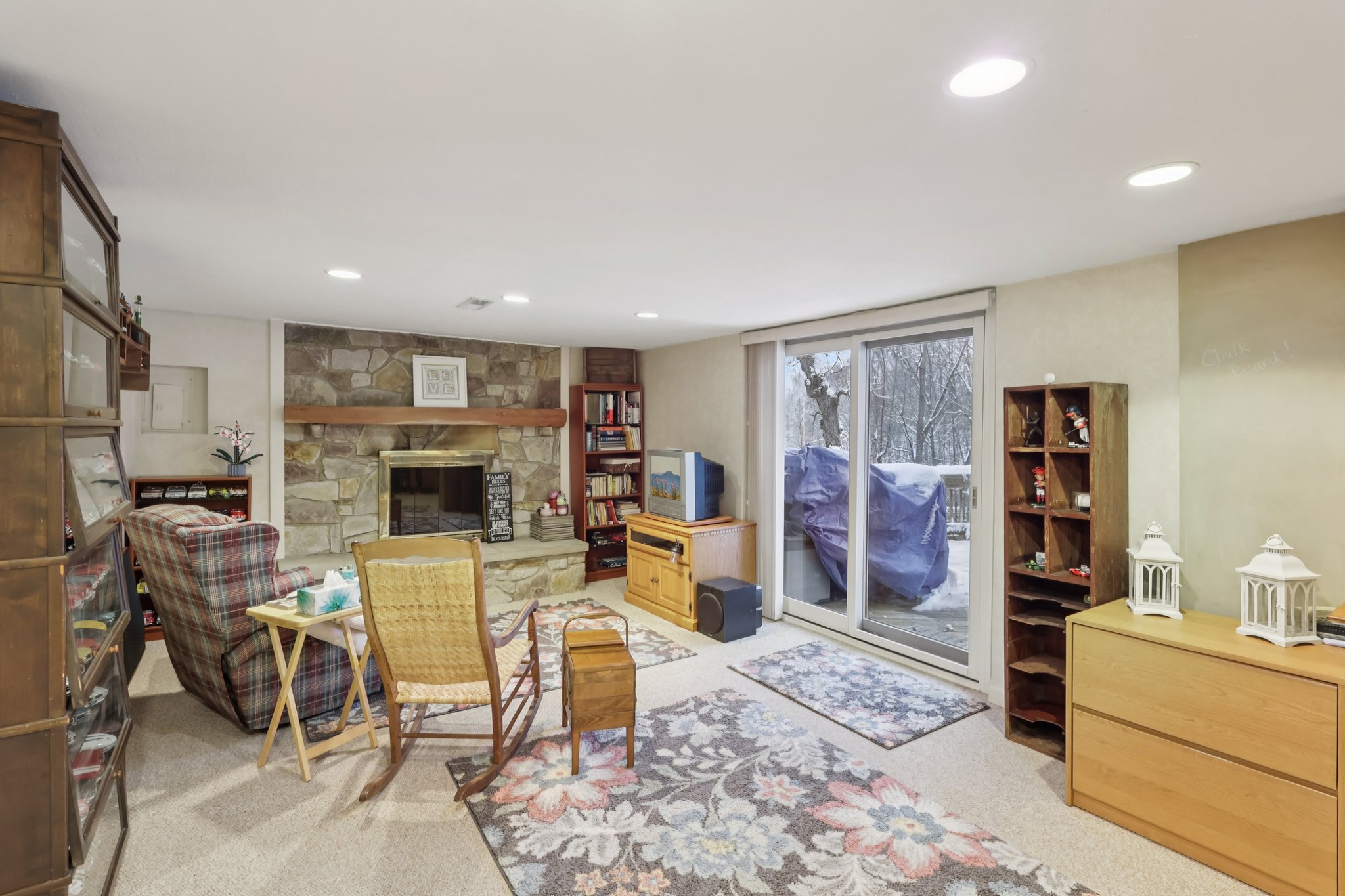 N Oval-S0312-039.jpg