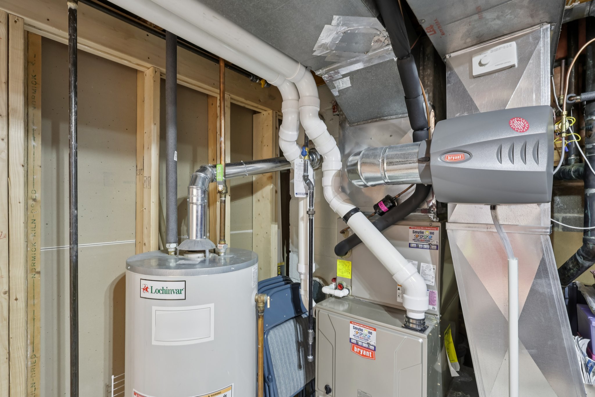 N Oval-S0312-044.jpg