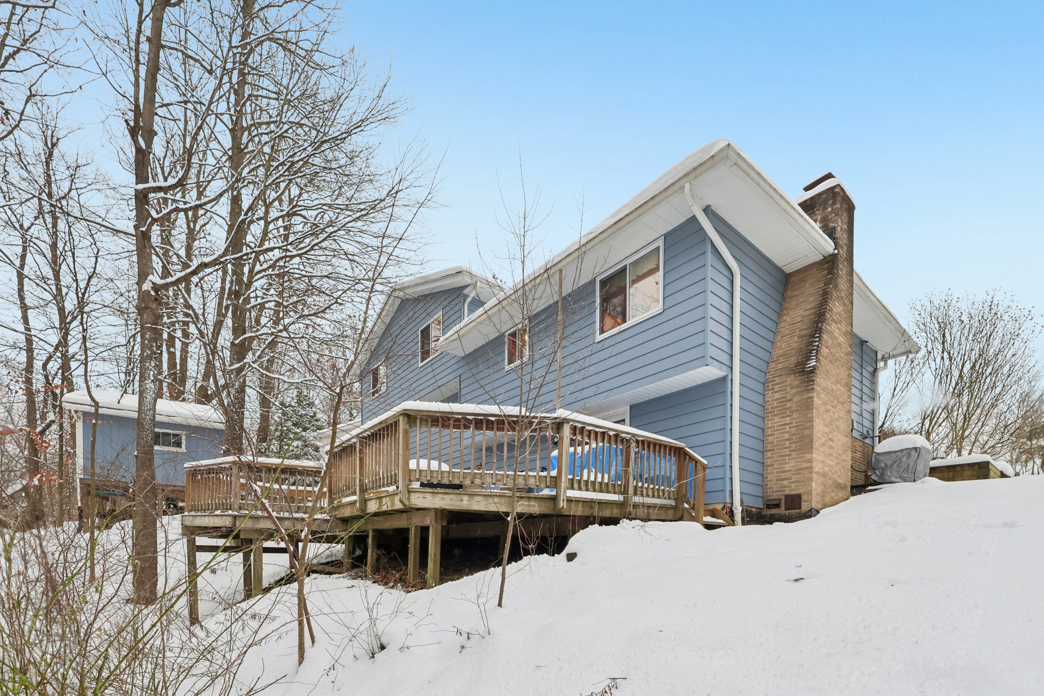 N Oval-S0312-053.jpg