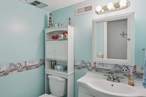 N Oval-S0312-022.jpg