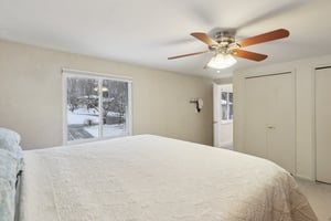 N Oval-S0312-031.jpg