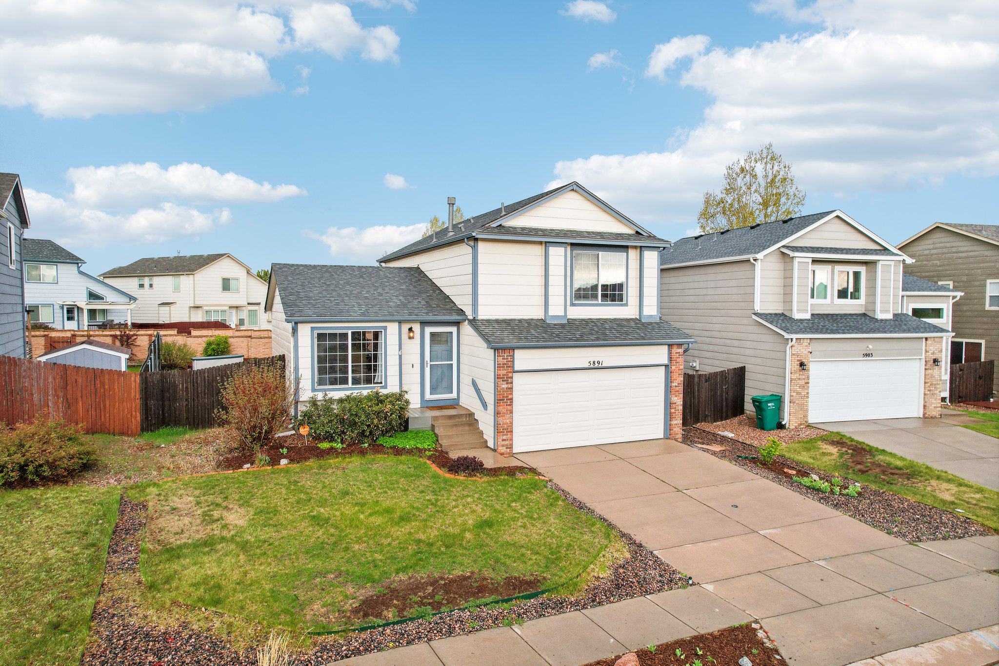 Butterfield Dr-002.jpg