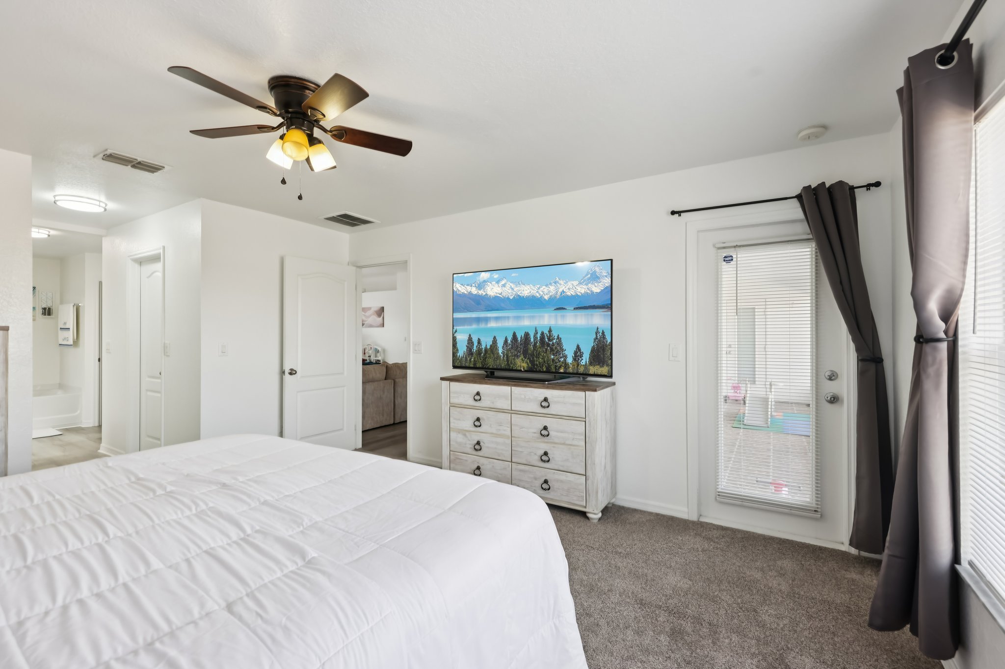 SW 98th Pl-S1902-020.jpg