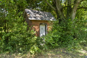  Photo 34