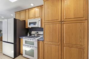 016_F8_5897 Erskine Ct