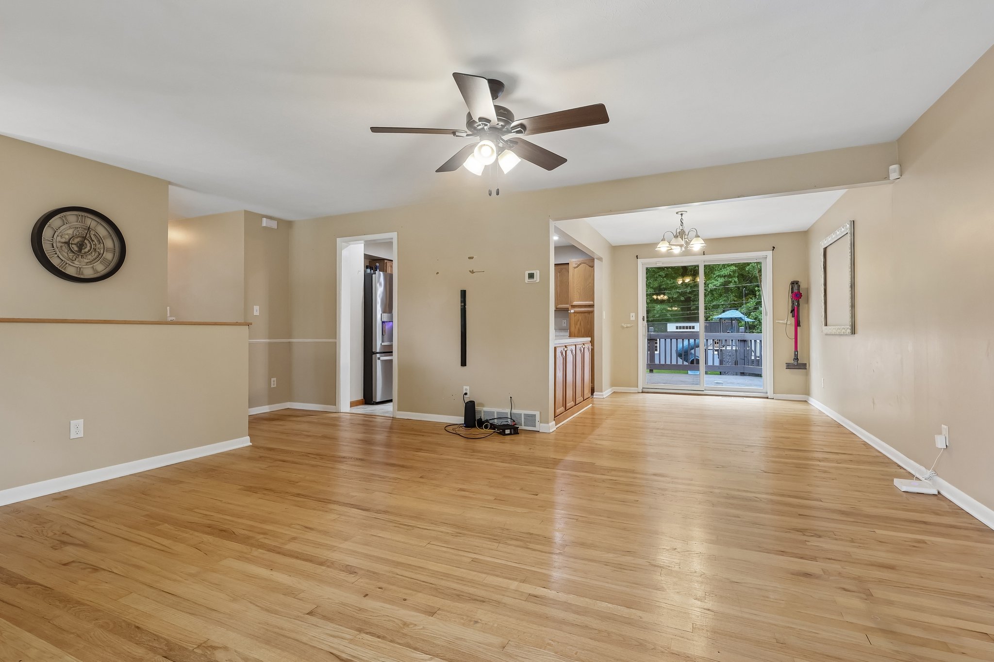 Forest Ridge Dr-S2309-005.jpg