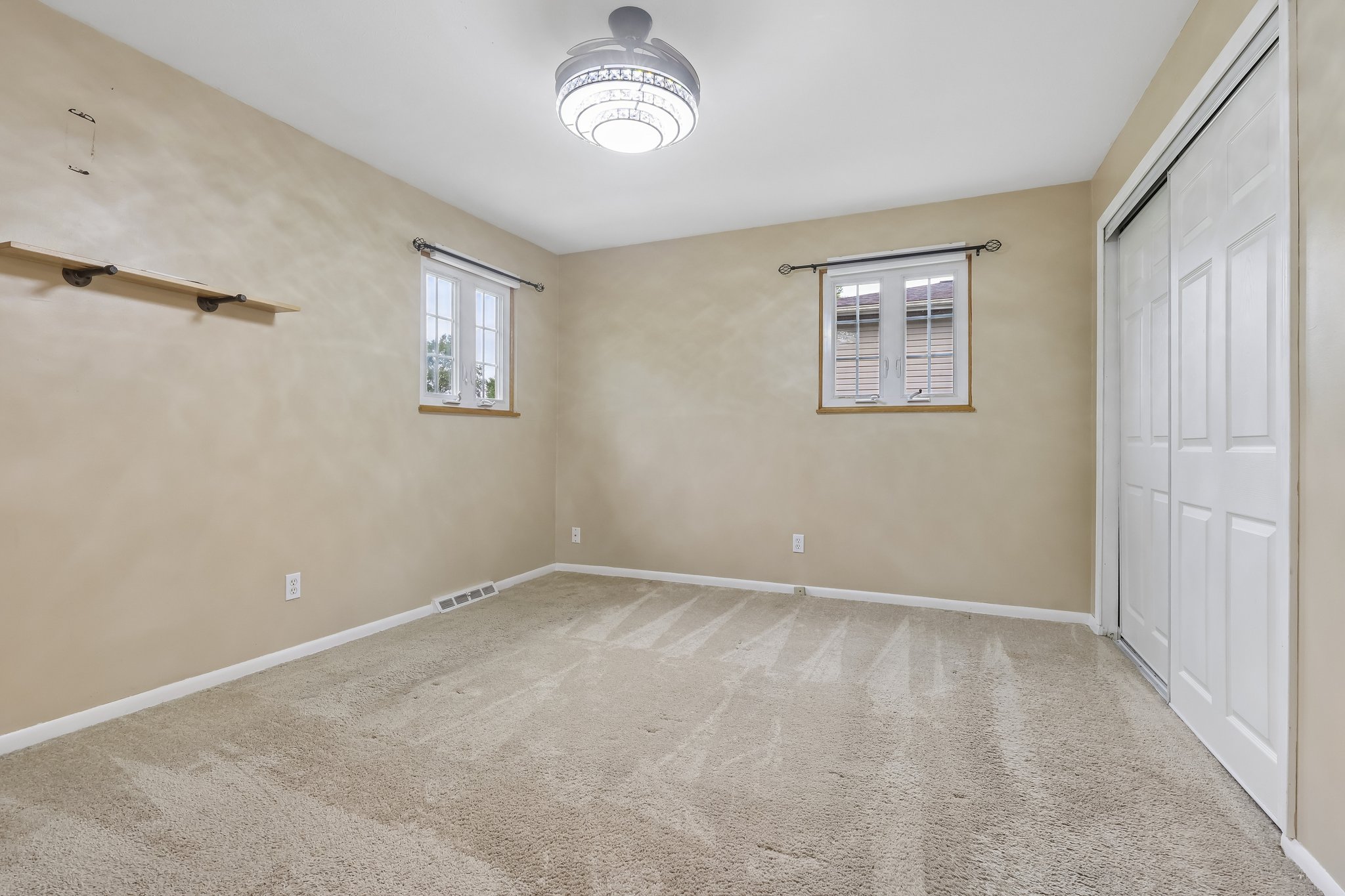Forest Ridge Dr-S2309-012.jpg