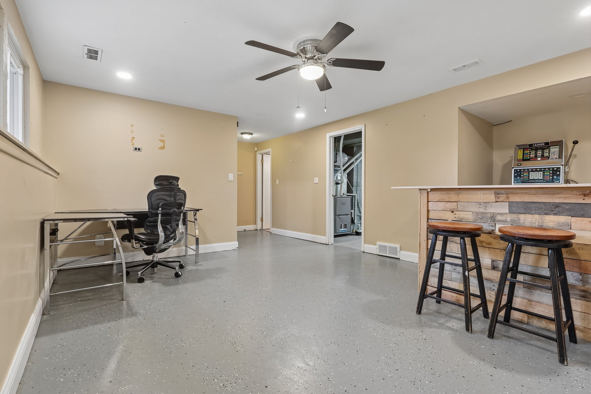 Forest Ridge Dr-S2309-024.jpg