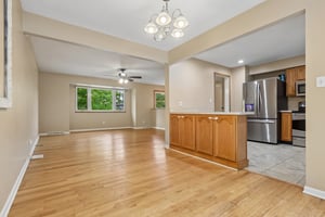 Forest Ridge Dr-S2309-006.jpg
