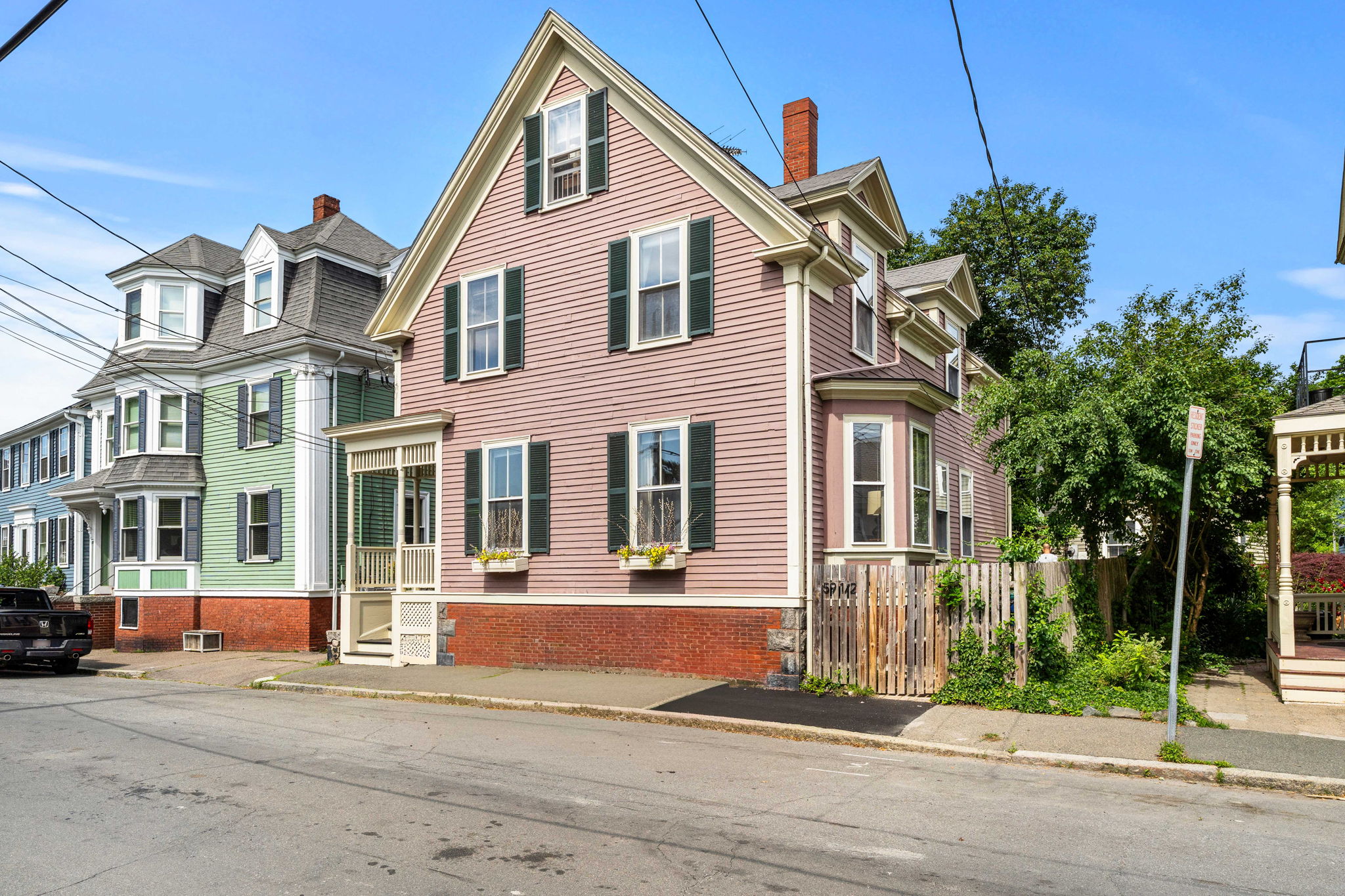 59 1/2 Summer St, Salem, MA 01970, USA Photo 2