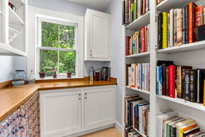 59 1/2 Summer St, Salem, MA 01970, USA Photo 18