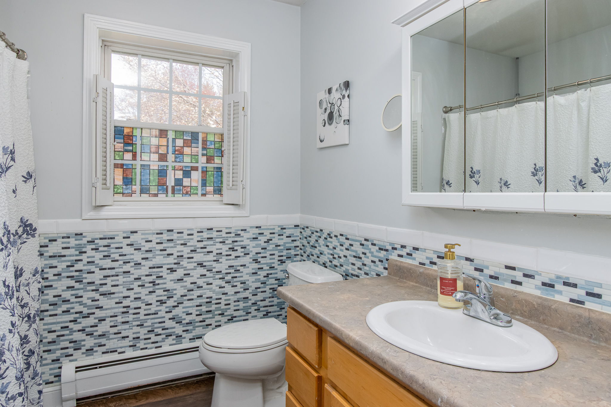 BedroomPrimaryBath-1