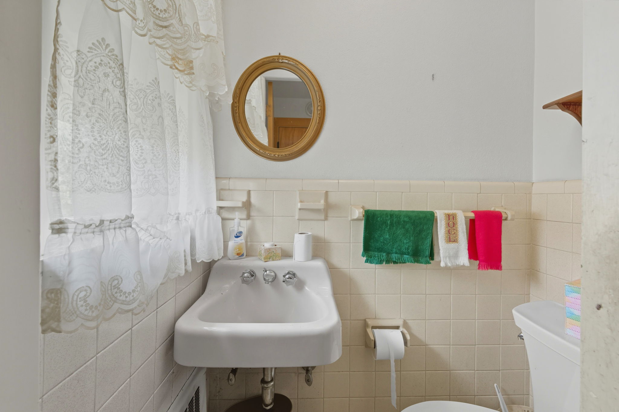  Photo 32